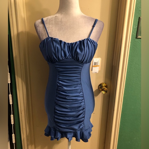 City Studio Ruched Ruffled Bodycon Dress - Picture 4 of 16